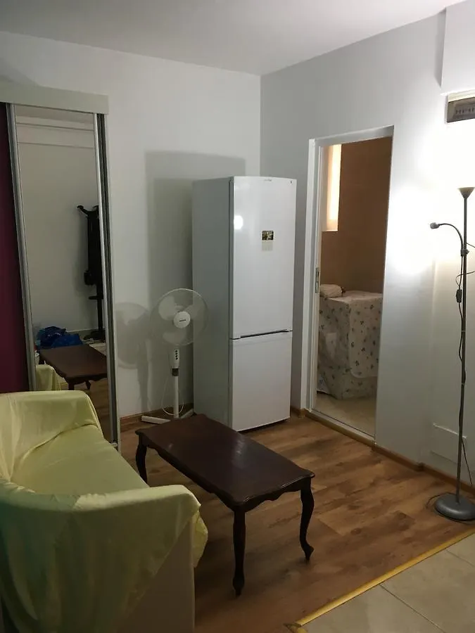 Regim Hotelier Fundeni Restaurant Margineni 부쿠레슈티 0*,
