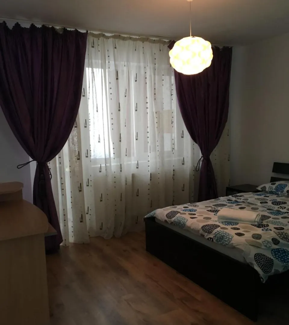 Regim Hotelier Fundeni Restaurant Margineni 布加勒斯特 0*,  罗马尼亚